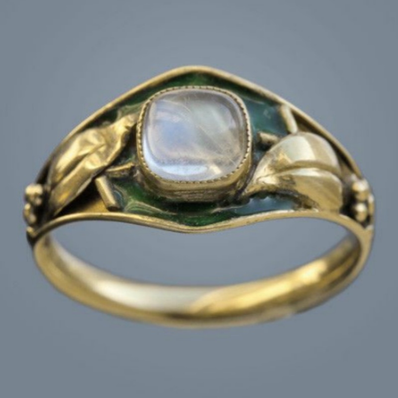 Women's Vintage Plated Ornate Ring with Stone Bezel